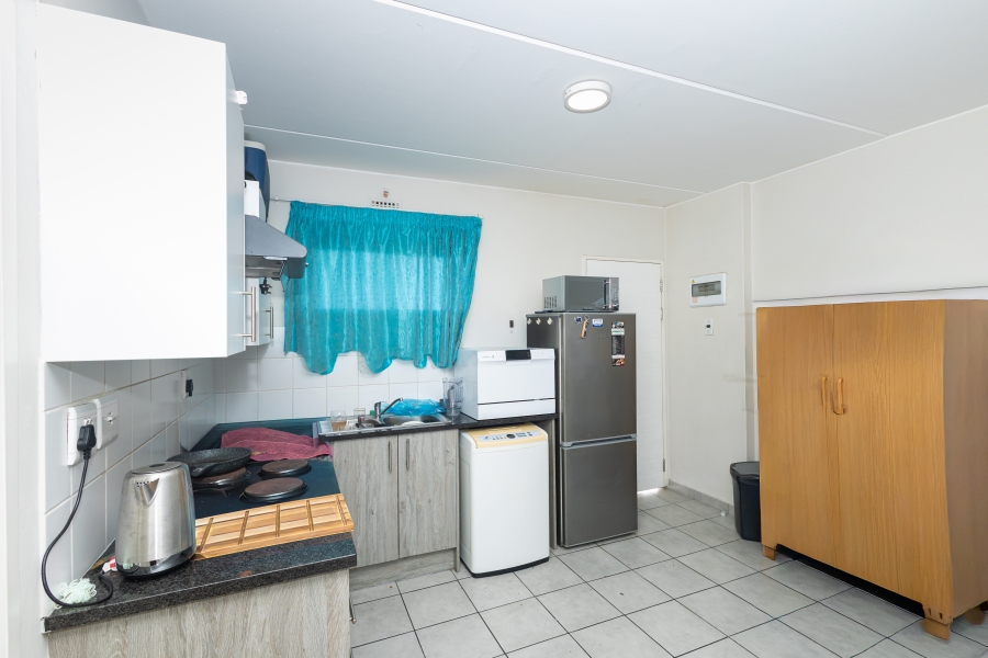 1 Bedroom Property for Sale in Parklands North Western Cape